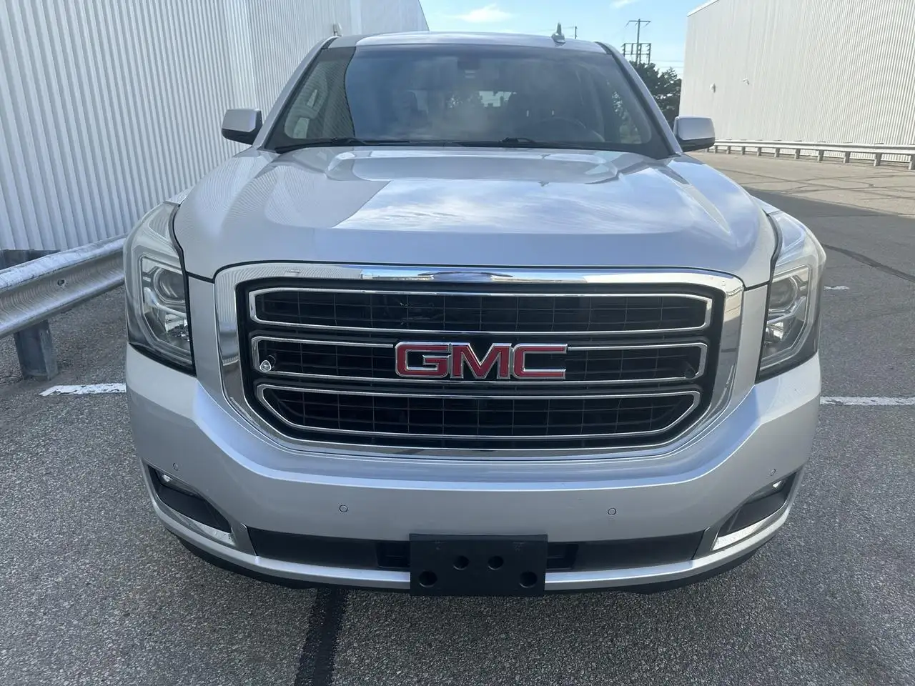 GMC Yukon снимка GMC Yukon
