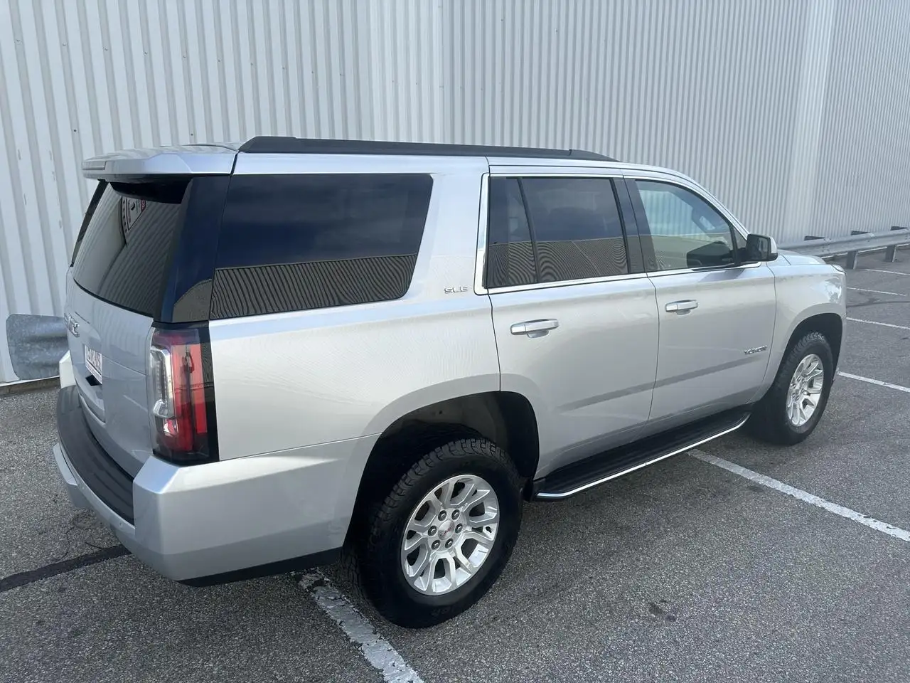 GMC Yukon снимка GMC Yukon