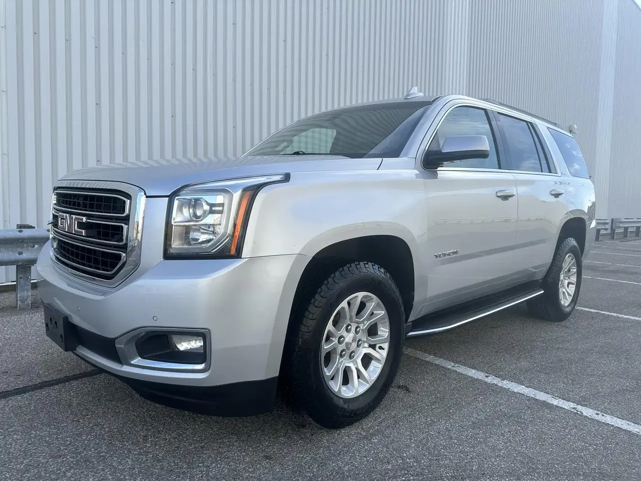 GMC Yukon снимка GMC Yukon