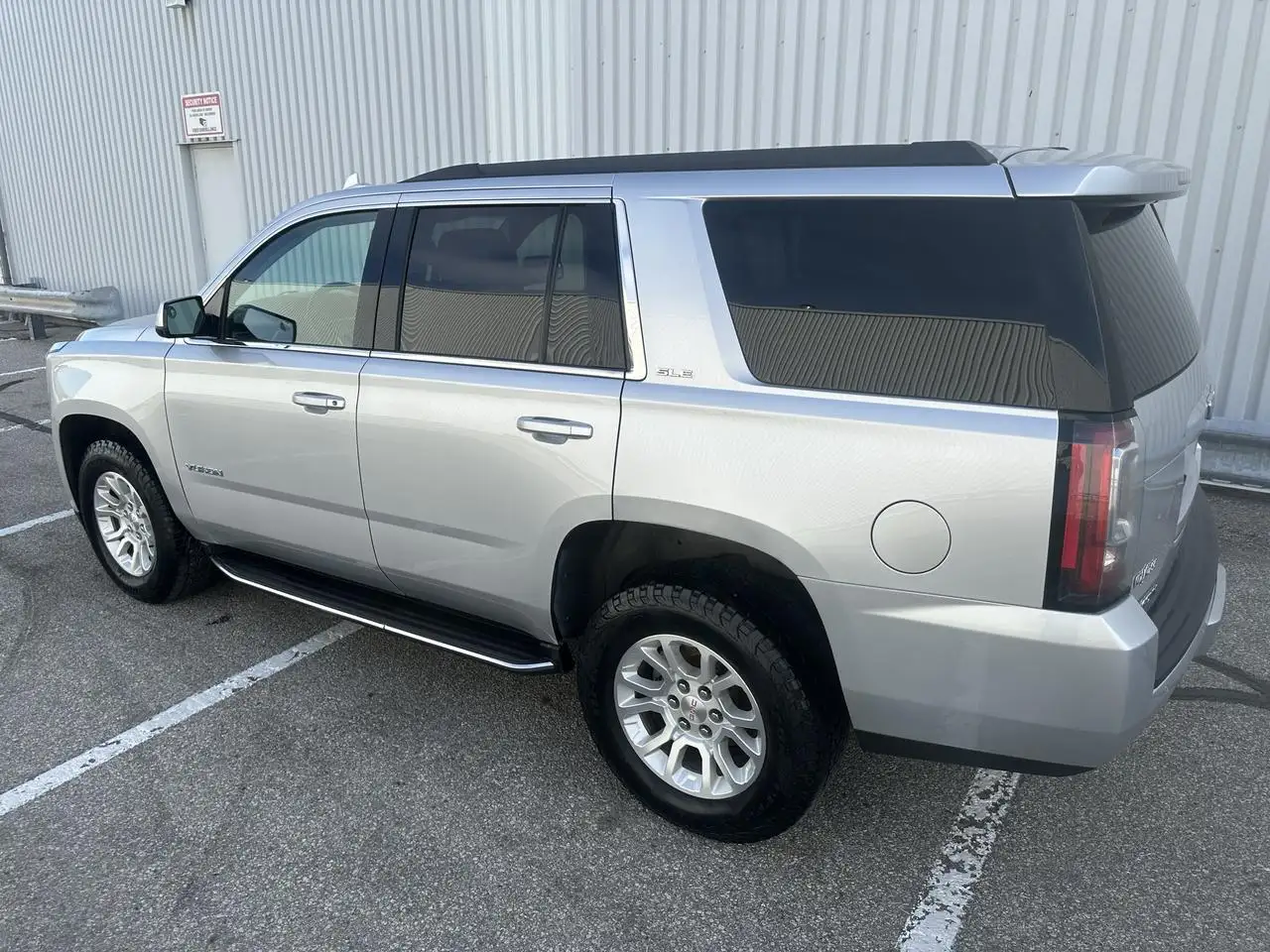 GMC Yukon снимка GMC Yukon
