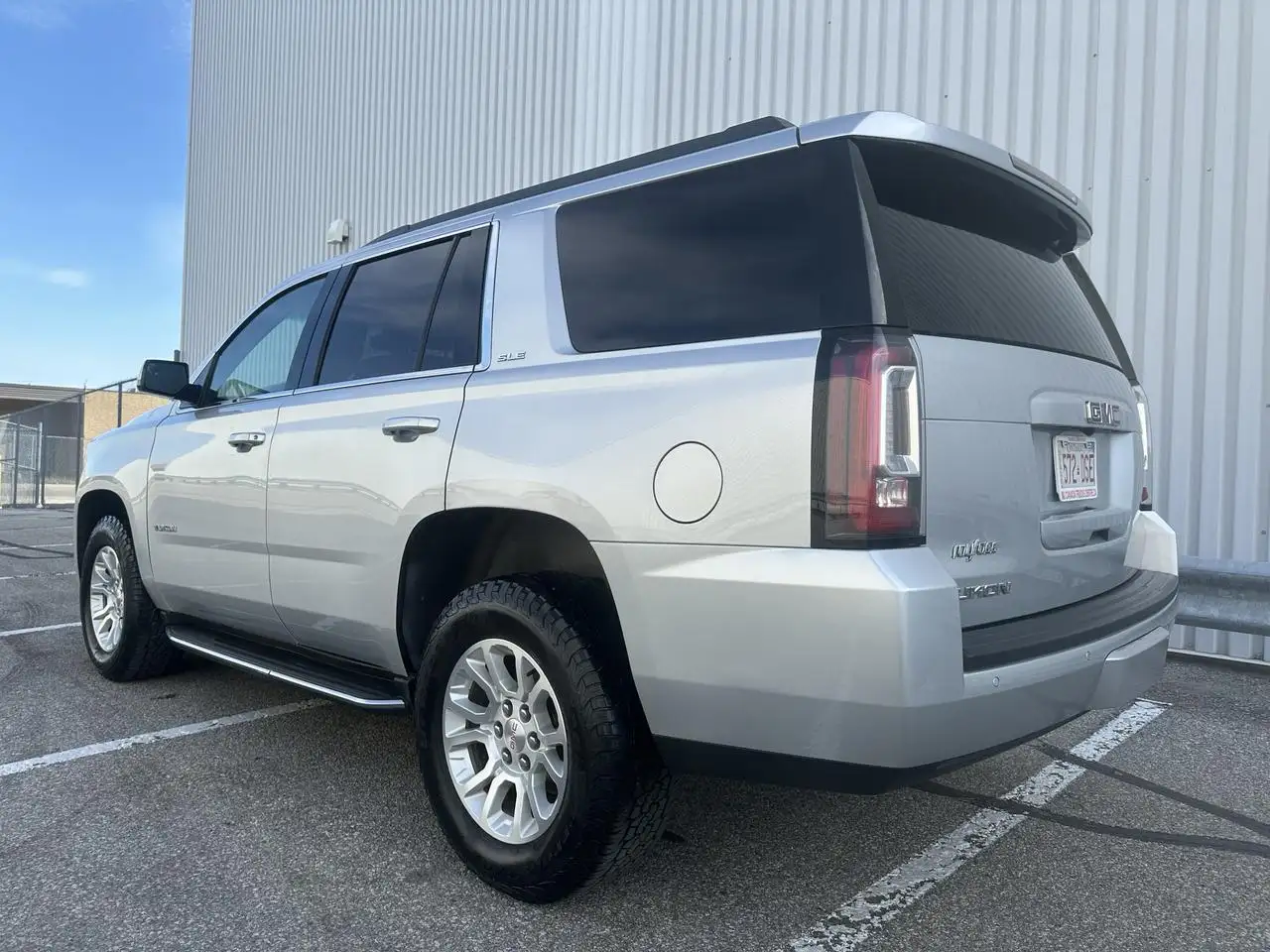 GMC Yukon снимка GMC Yukon