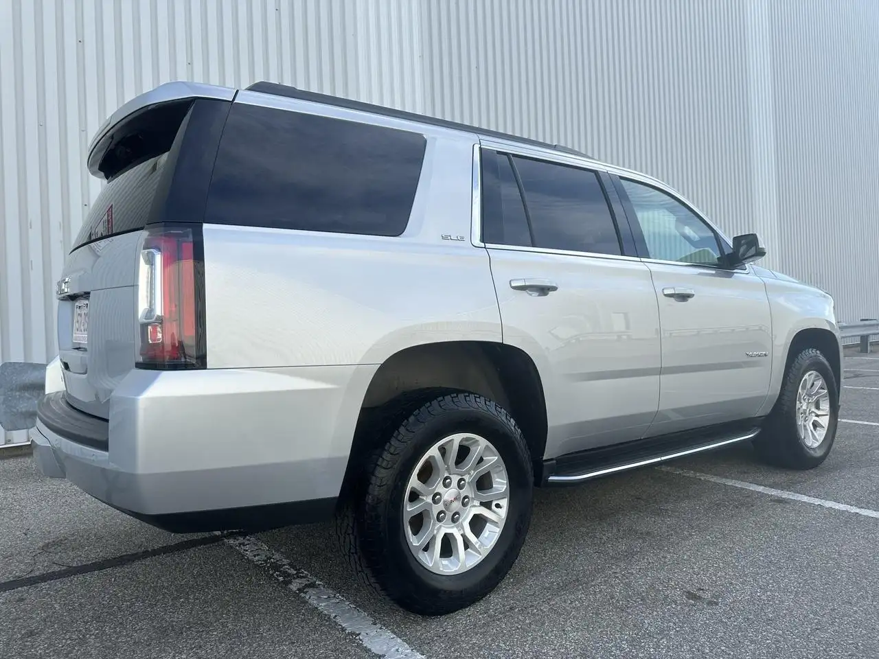 GMC Yukon снимка GMC Yukon