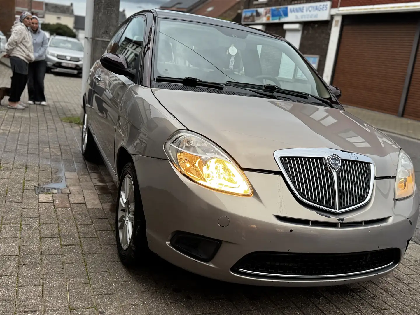 Lancia Ypsilon 1.4i Oro - 2