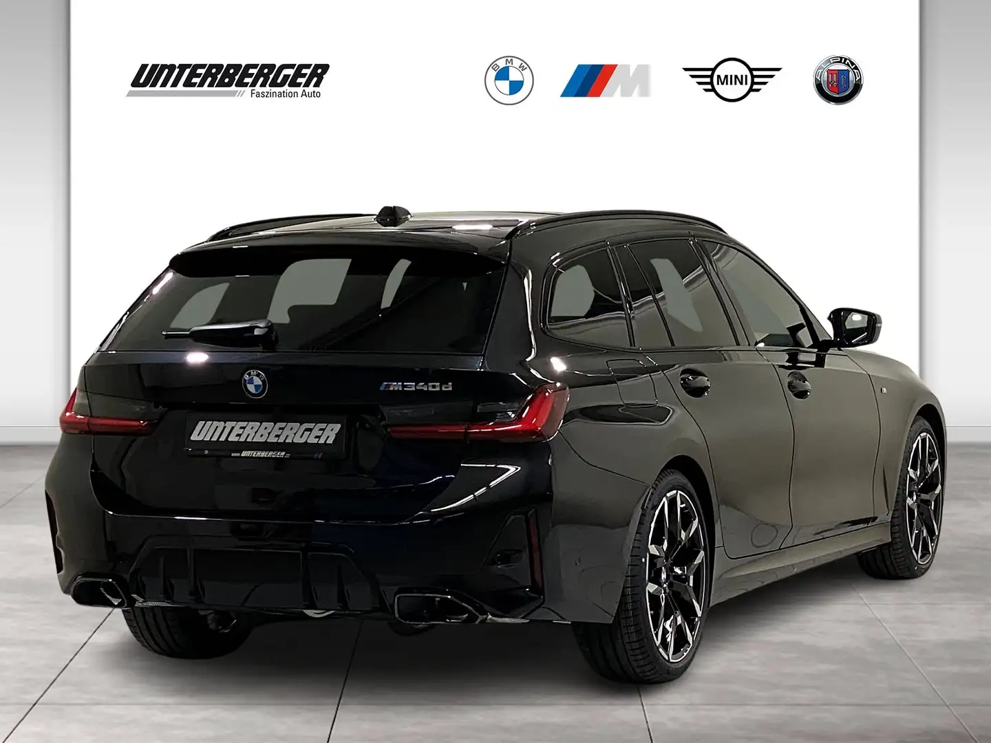 BMW 340 M340d xDrive Touring M Sport Pro DA+ PA+AHK Standh Černá - 2