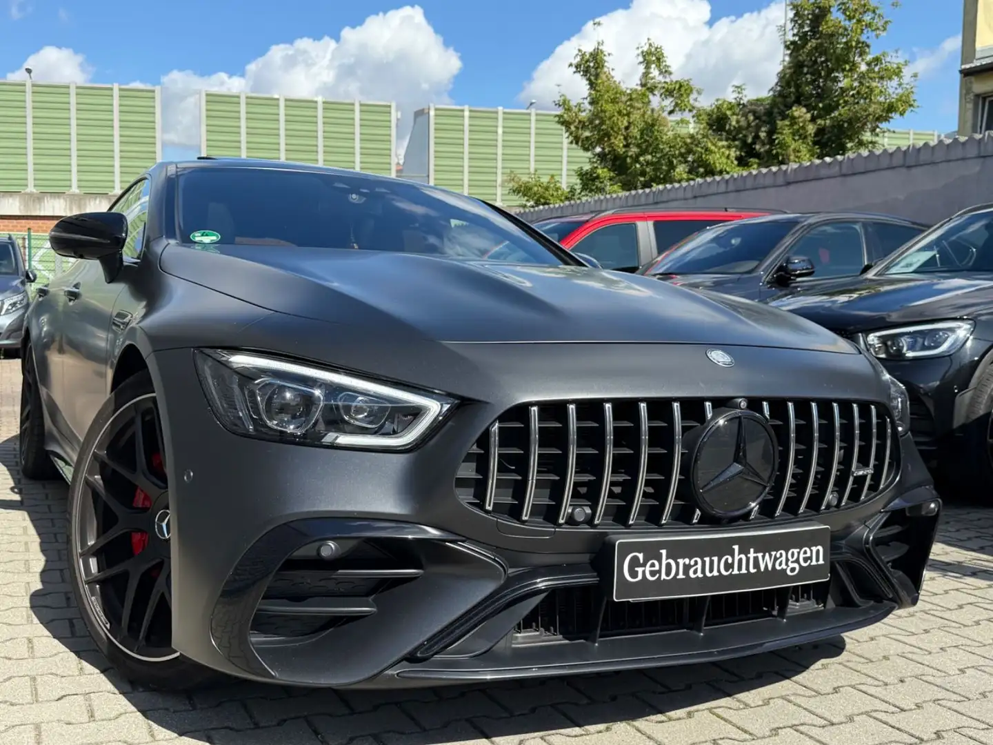 Mercedes-Benz AMG GT 53 4Matic+ GT  V8 STYLING LUFT LED Grau - 1
