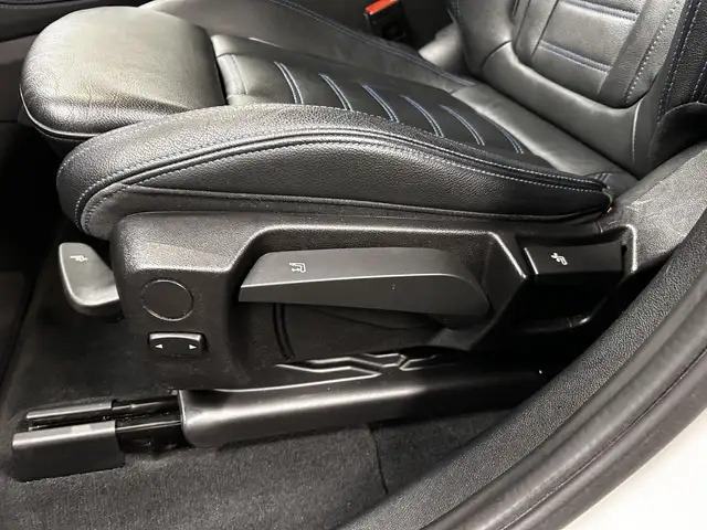 BMW X4 view 26
