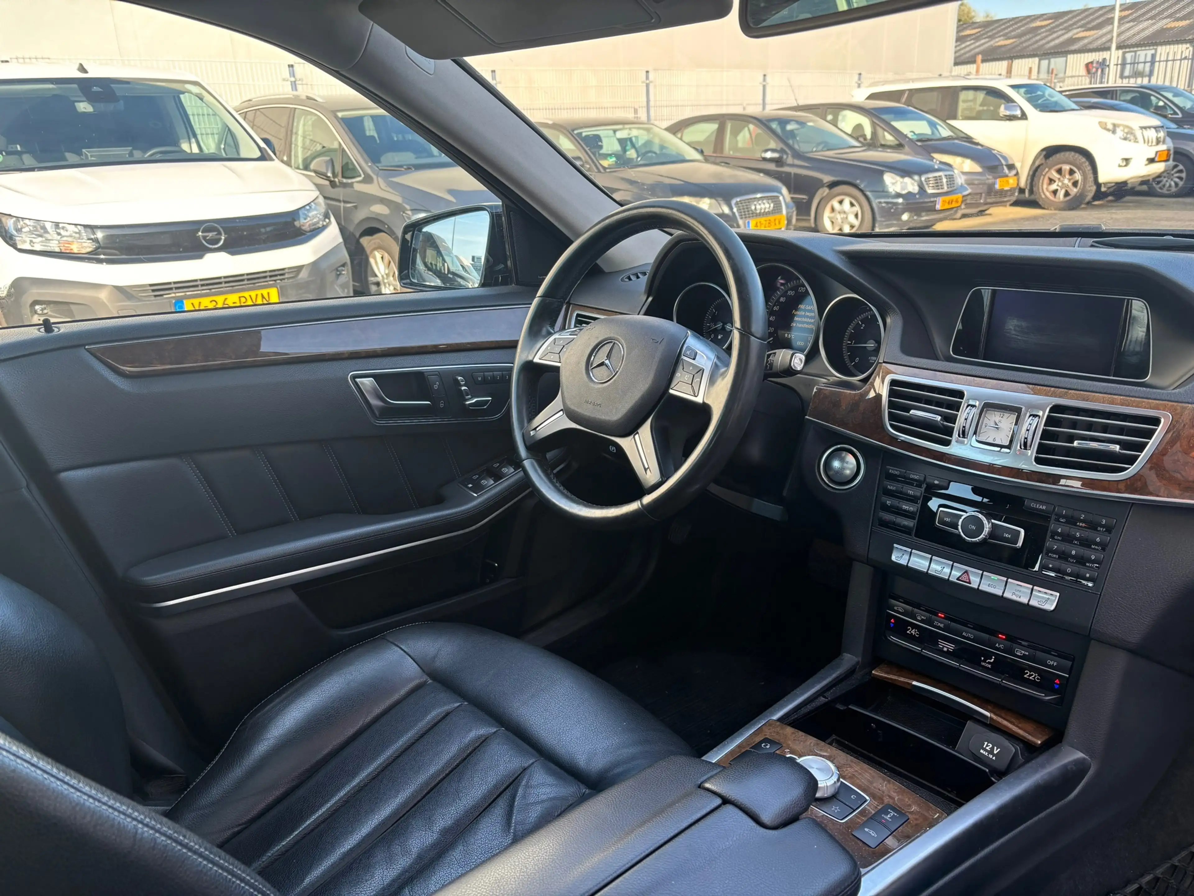 Mercedes-Benz E 220 Estate CDI Ambition Elegance — photo 12
