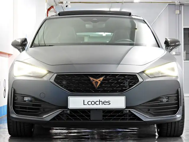 Cupra Leon view 6