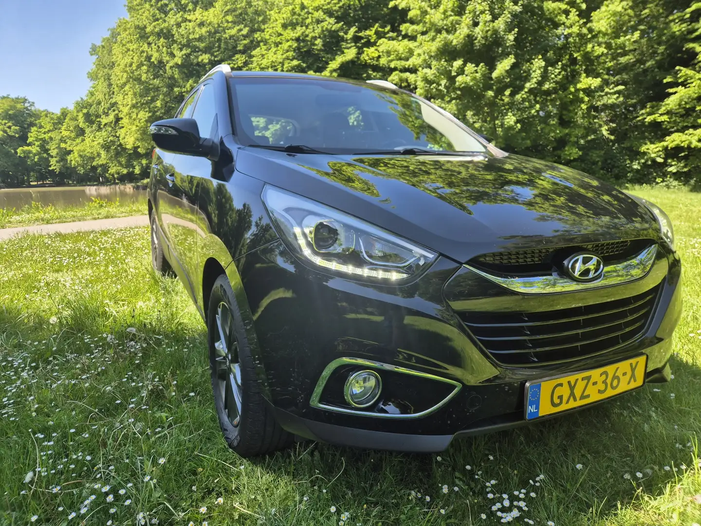 Hyundai iX35 1.6i GDI i-Vision Zwart - 1