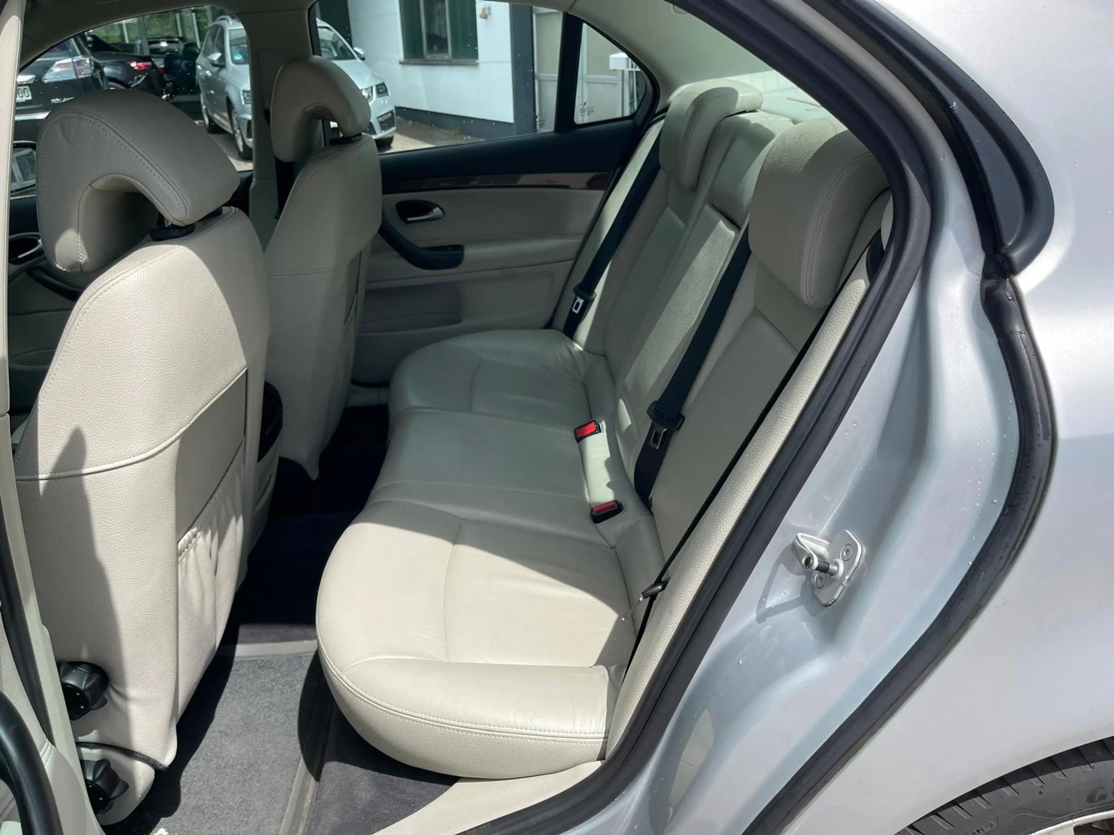 Saab 9-3 Lim. 2.0 T Arc/2.Hd/Autom./S-Heft/Leder/eSD — photo 9