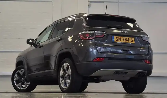 Jeep Compass view 6