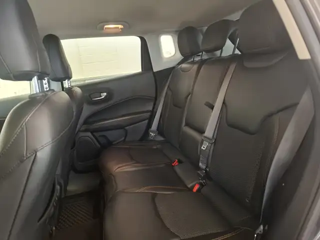 Jeep Compass view 12