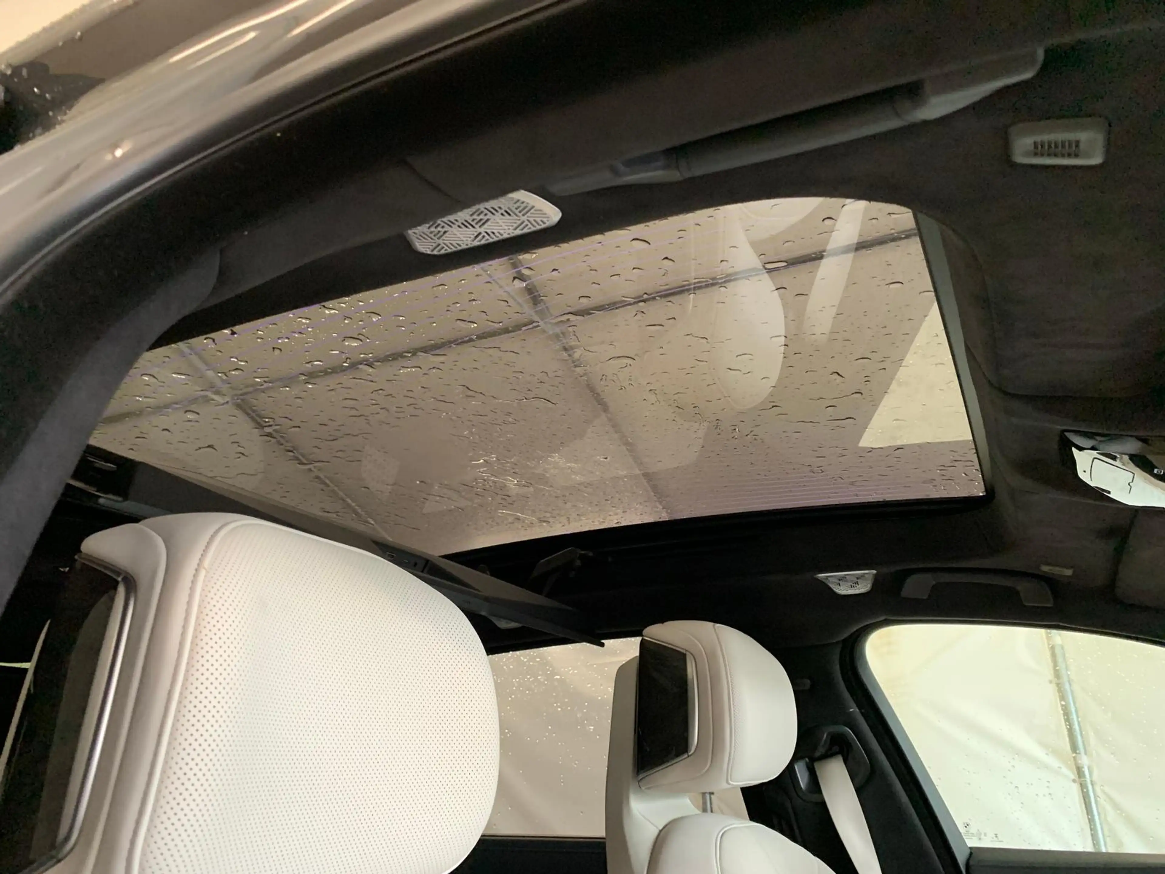 BMW i7 60 M Sport SKY-L/THEATRE/ICONIC/DIAMOND/21" — photo 6