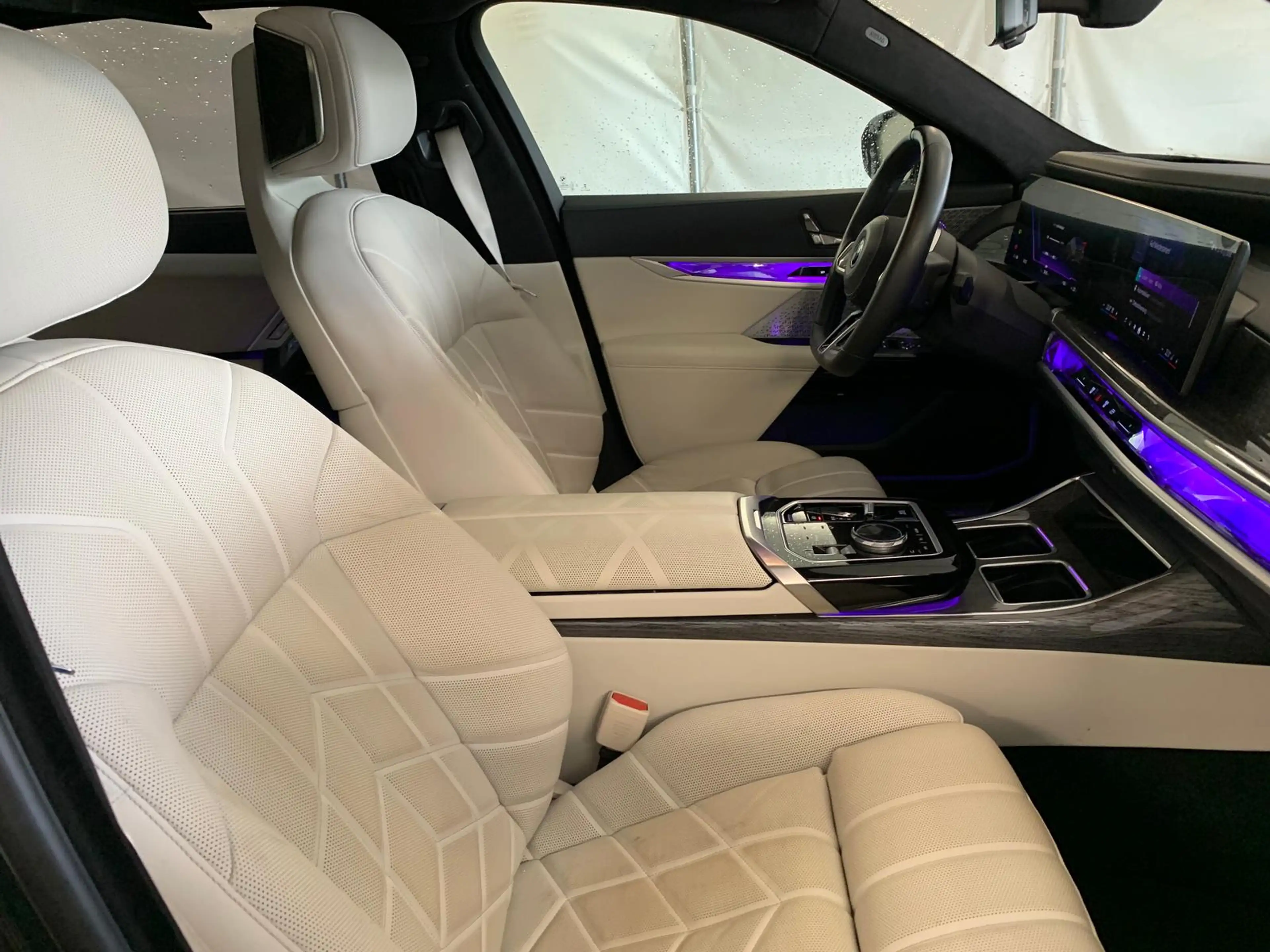 BMW i7 60 M Sport SKY-L/THEATRE/ICONIC/DIAMOND/21" — photo 5
