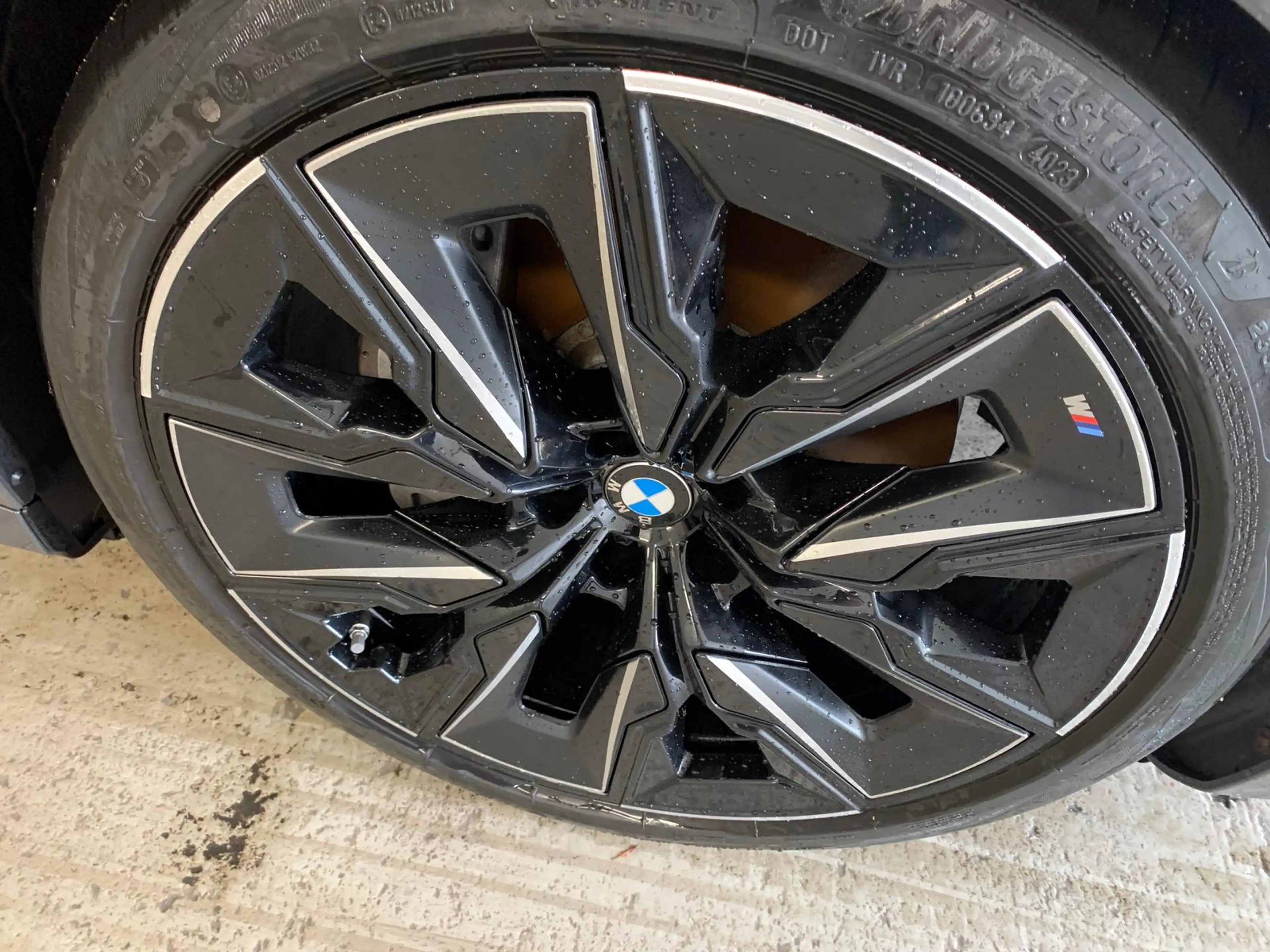 BMW i7 60 M Sport SKY-L/THEATRE/ICONIC/DIAMOND/21" — photo 4