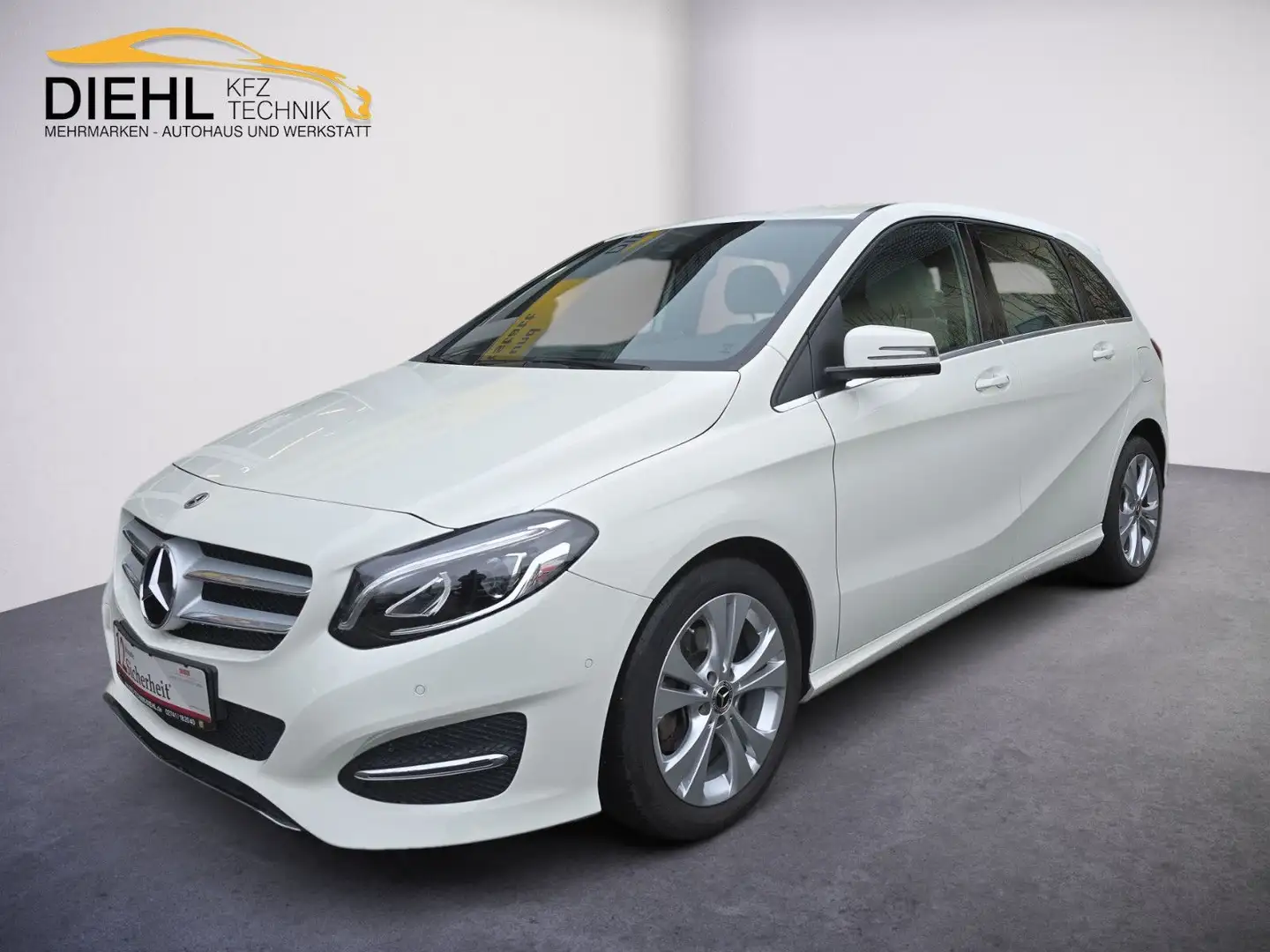 Mercedes-Benz B 180 Urban Style Edition 8-Fach NAVI SHZ TOP! Blanc - 1