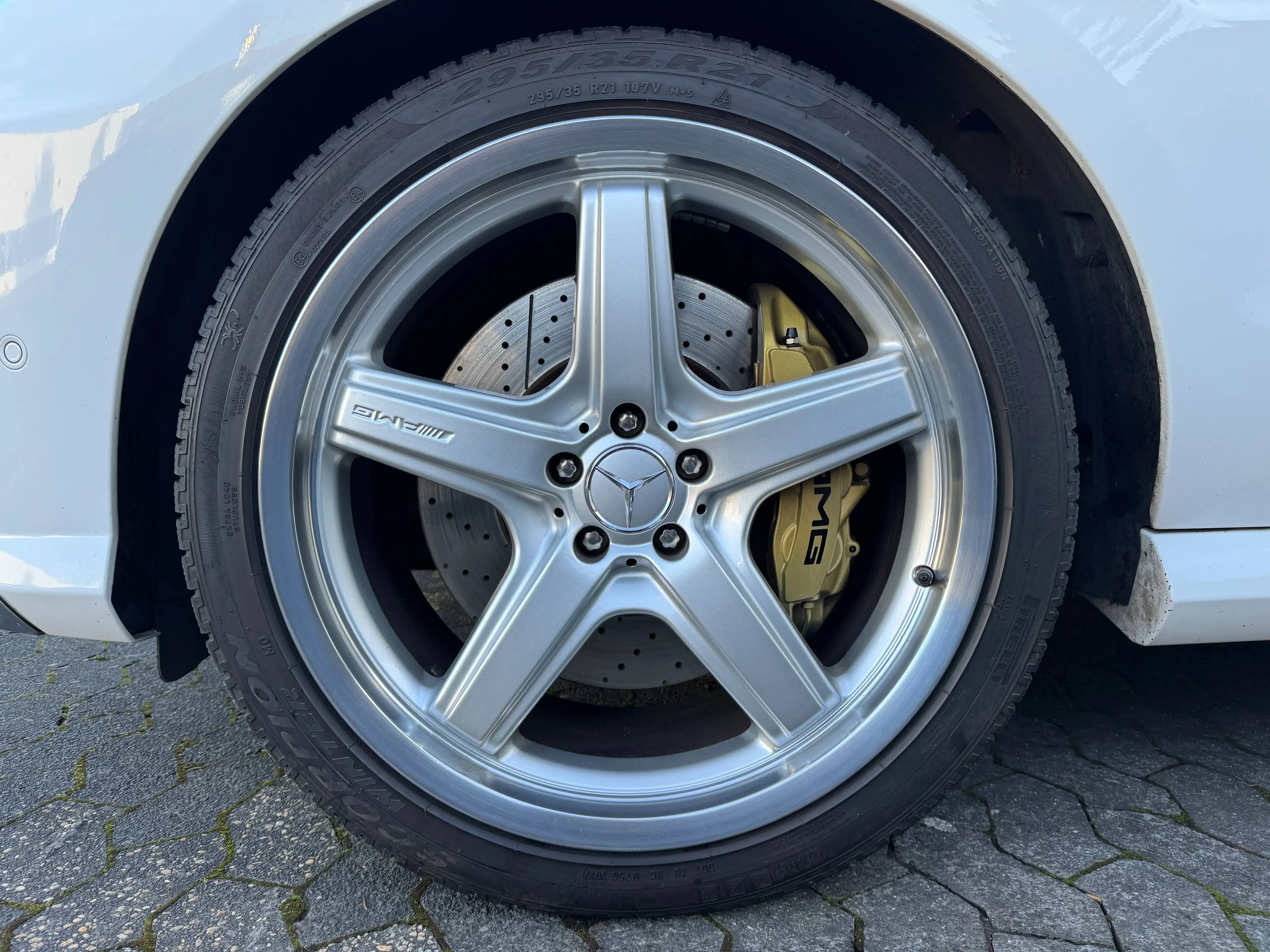 Mercedes-Benz ML 63 AMG 4Matic 7G-TRONIC AHK Panorama B&O Sitzbelüftung 360° Cam — photo 9