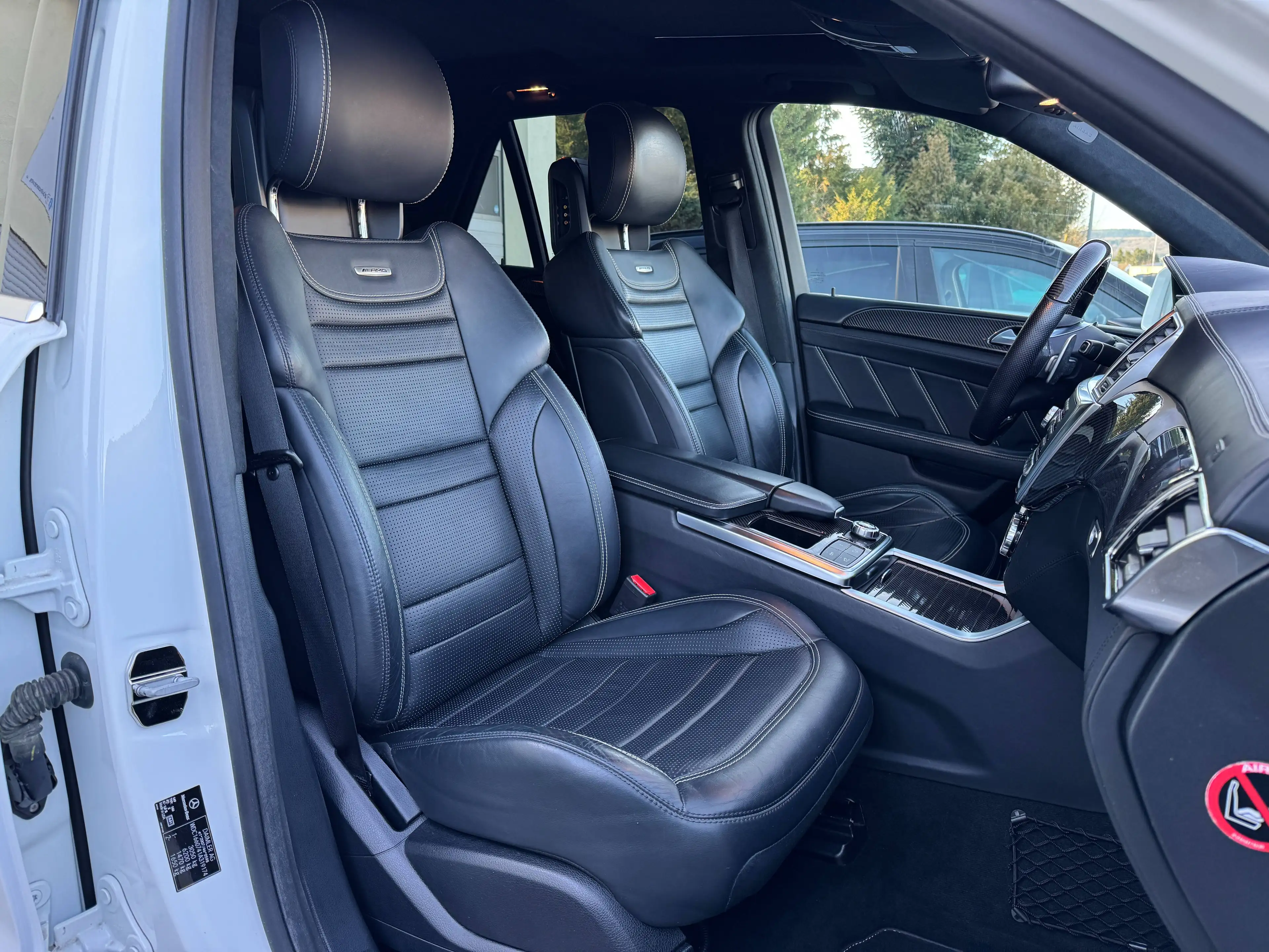 Mercedes-Benz ML 63 AMG 4Matic 7G-TRONIC AHK Panorama B&O Sitzbelüftung 360° Cam — photo 12