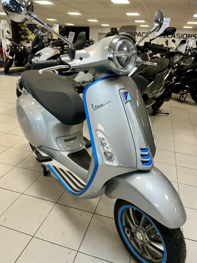 Vespa Elettrica 70 km/h Gris - 1