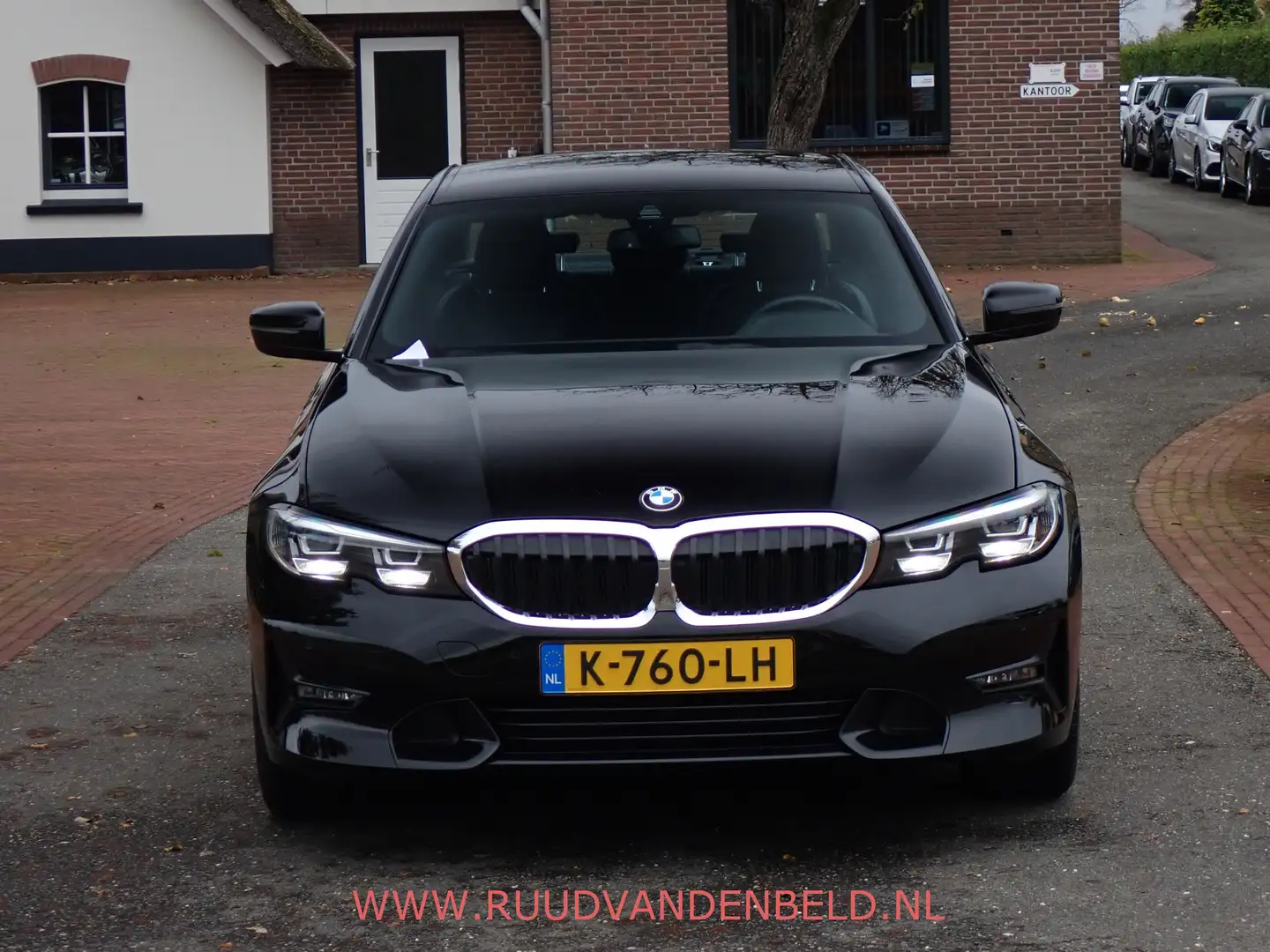 BMW 318 3-serie 318i SPORTLINE VIRTUAL/DAB/CARPLAY/SFEERVE Nero - 2