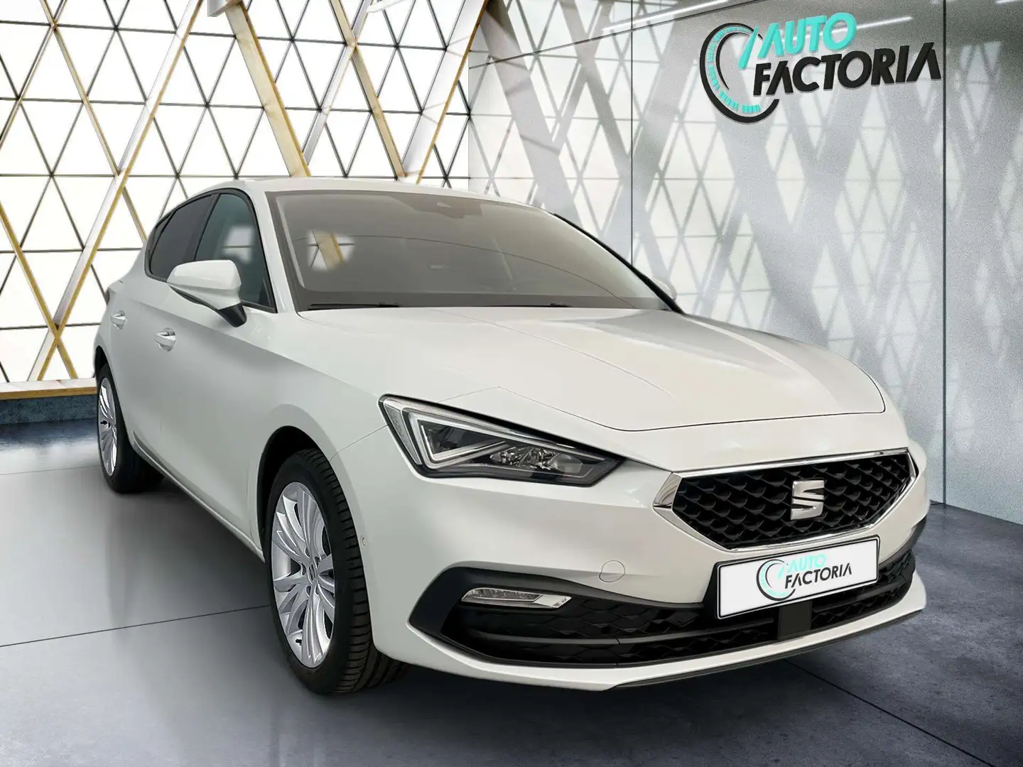 SEAT Leon -34% 1.5 eTSI 150cv BVA7 +MIRRORLINK+CAM+Options Beige - 2