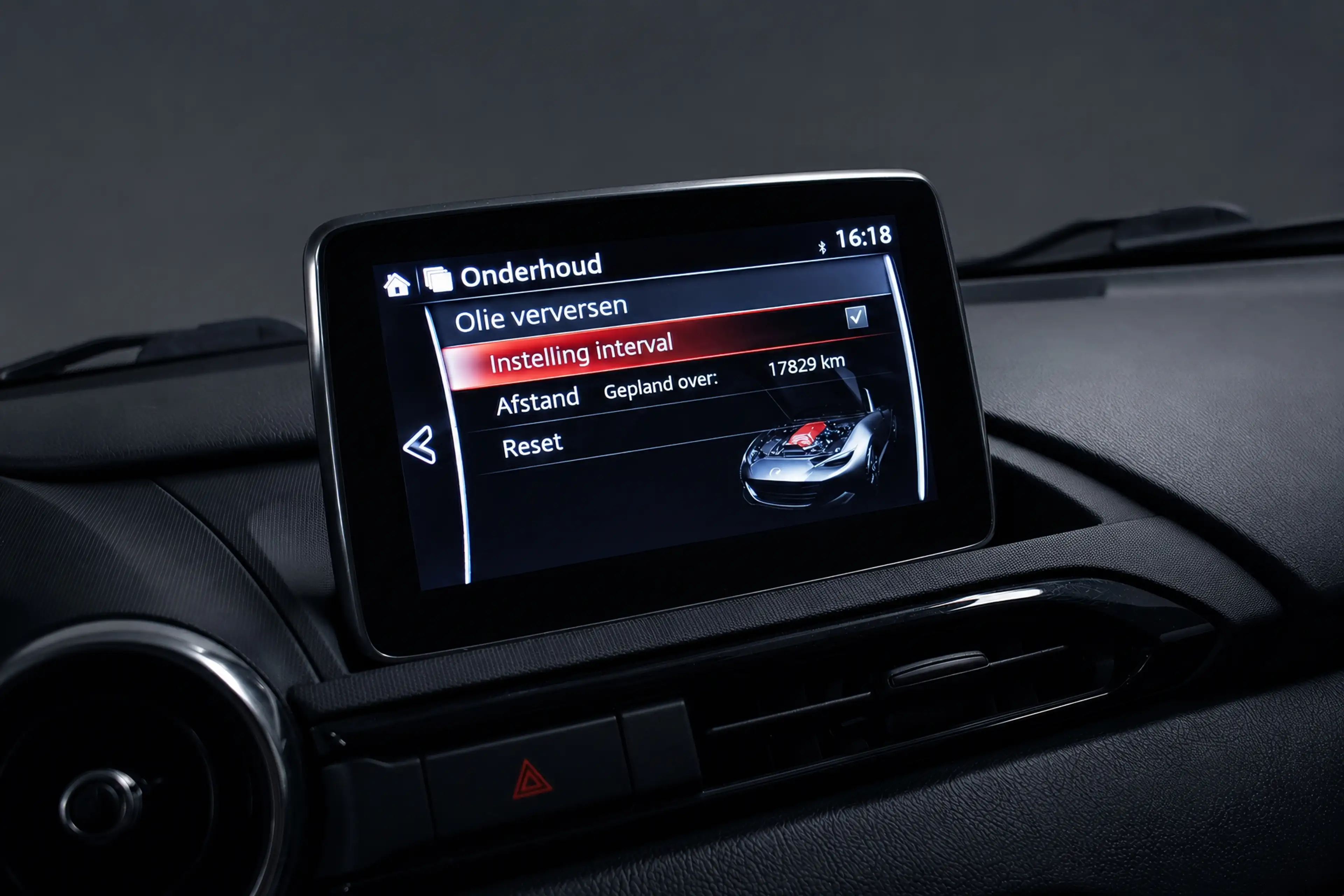 Mazda MX-5 2.0 161pk SkyActiv-G 160 GT-M Bose/Led/Leer/Keyles — photo 17