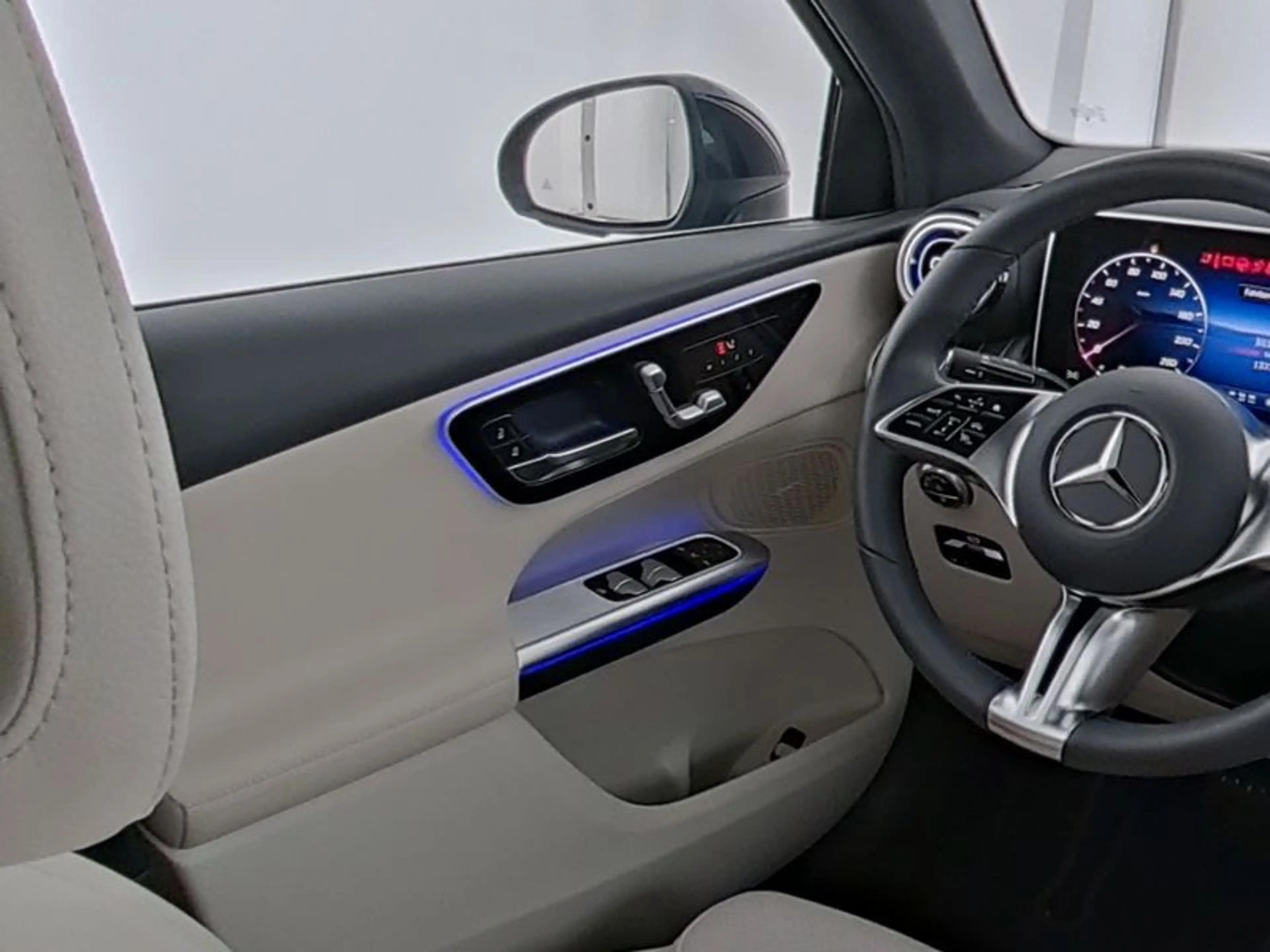 Mercedes-Benz GLC 300 Coupé e 4MATIC AMG Plug-In Hybride Avantgarde Prem — photo 3