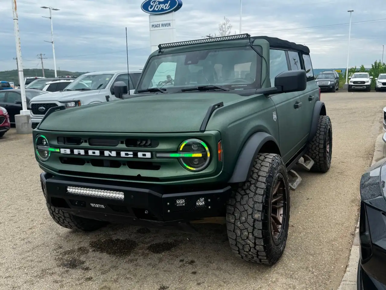 Ford Bronco снимка Ford Bronco