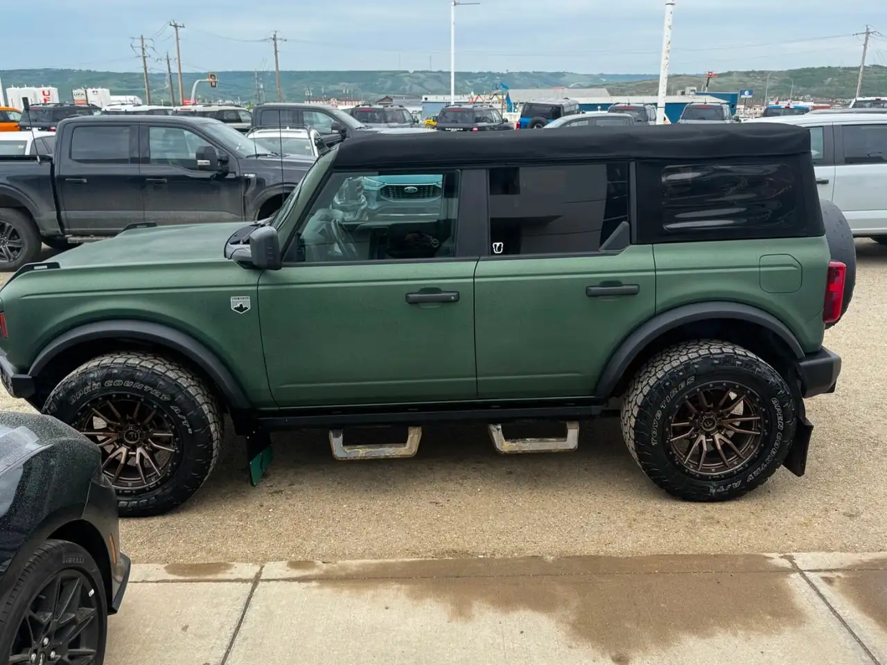 Ford Bronco снимка Ford Bronco