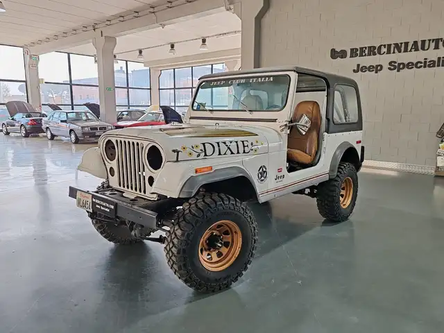 Jeep CJ-7