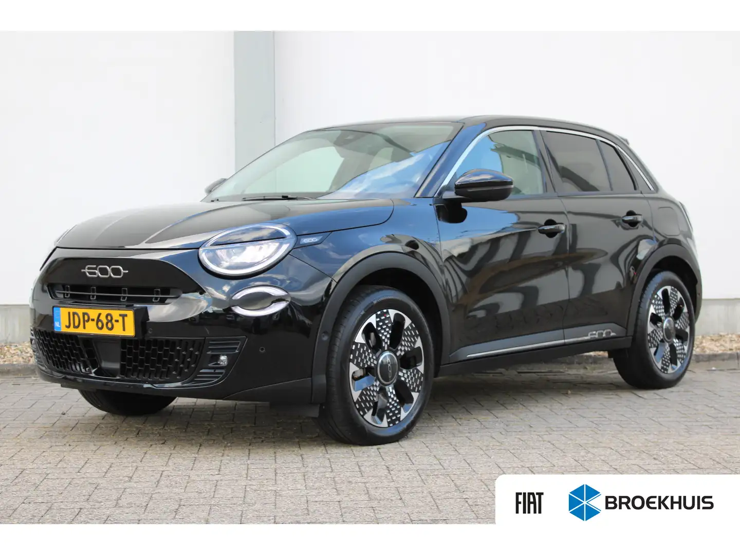 Fiat 600 1.2 Hybrid La Prima / Navigatie / Camera / LEDER / Zwart - 1