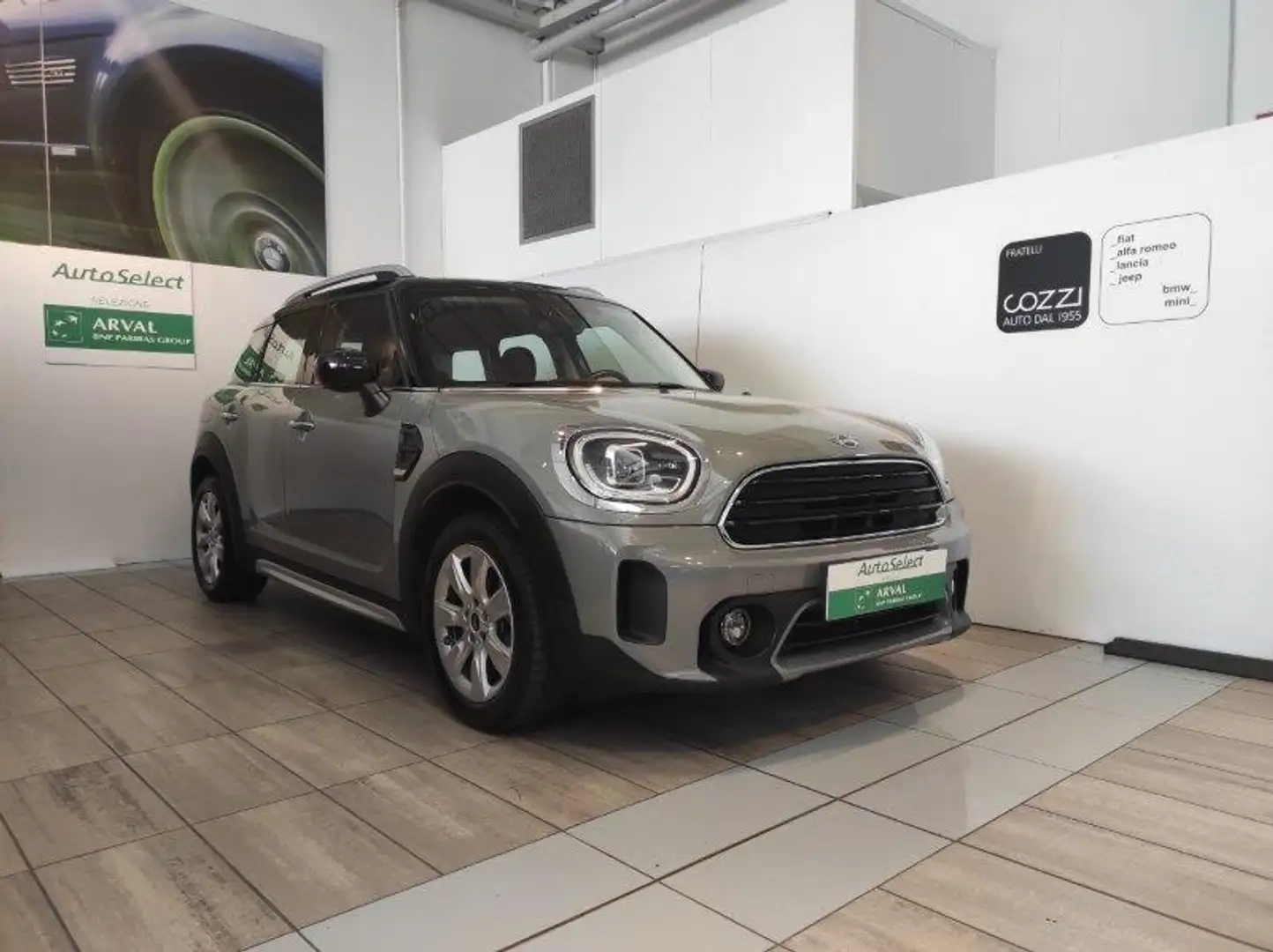 MINI Cooper D Countryman Countryman F60 - Countryman 2.0 COOPER D BUSINESS Gris - 1