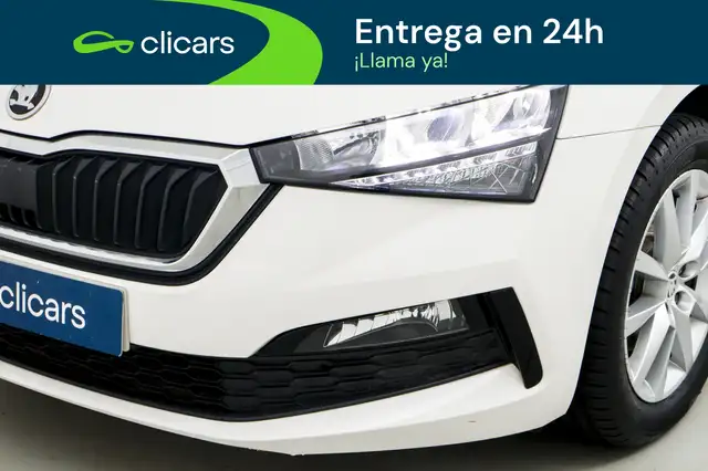 Skoda Scala view 10
