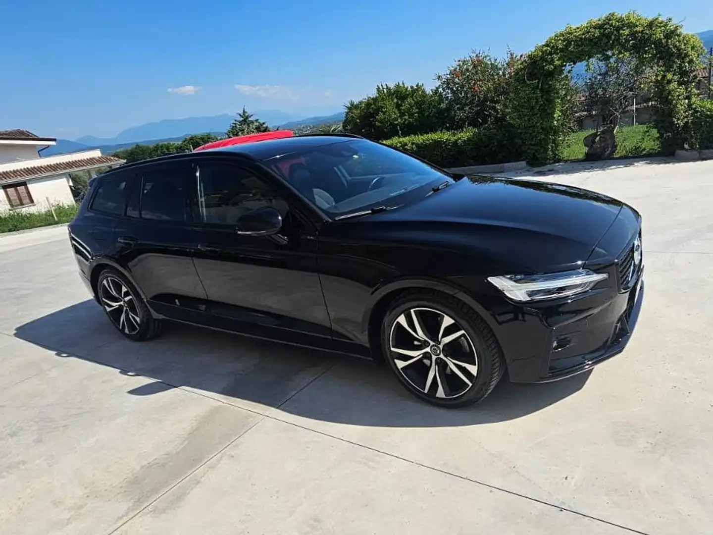 Volvo V60 V60 2.4 d6 phev R-design awd geatronic Nero - 2