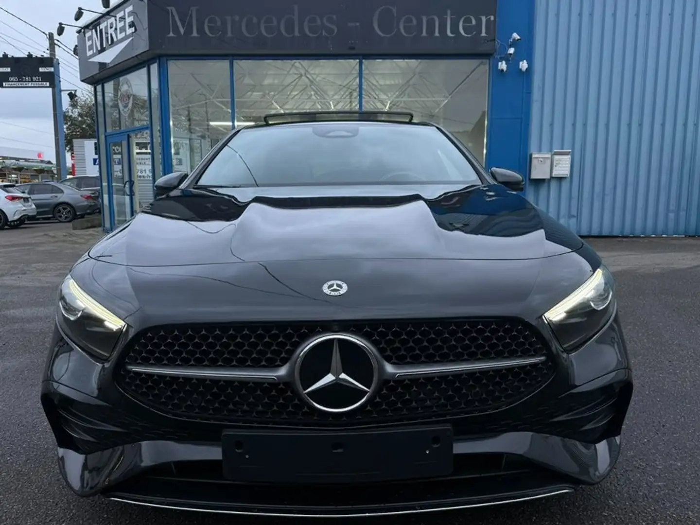 Mercedes-Benz A 200 D 8G-DCT * PACK AMG * PANORAMIQUE * MEMOIRE *FULL! Noir - 2