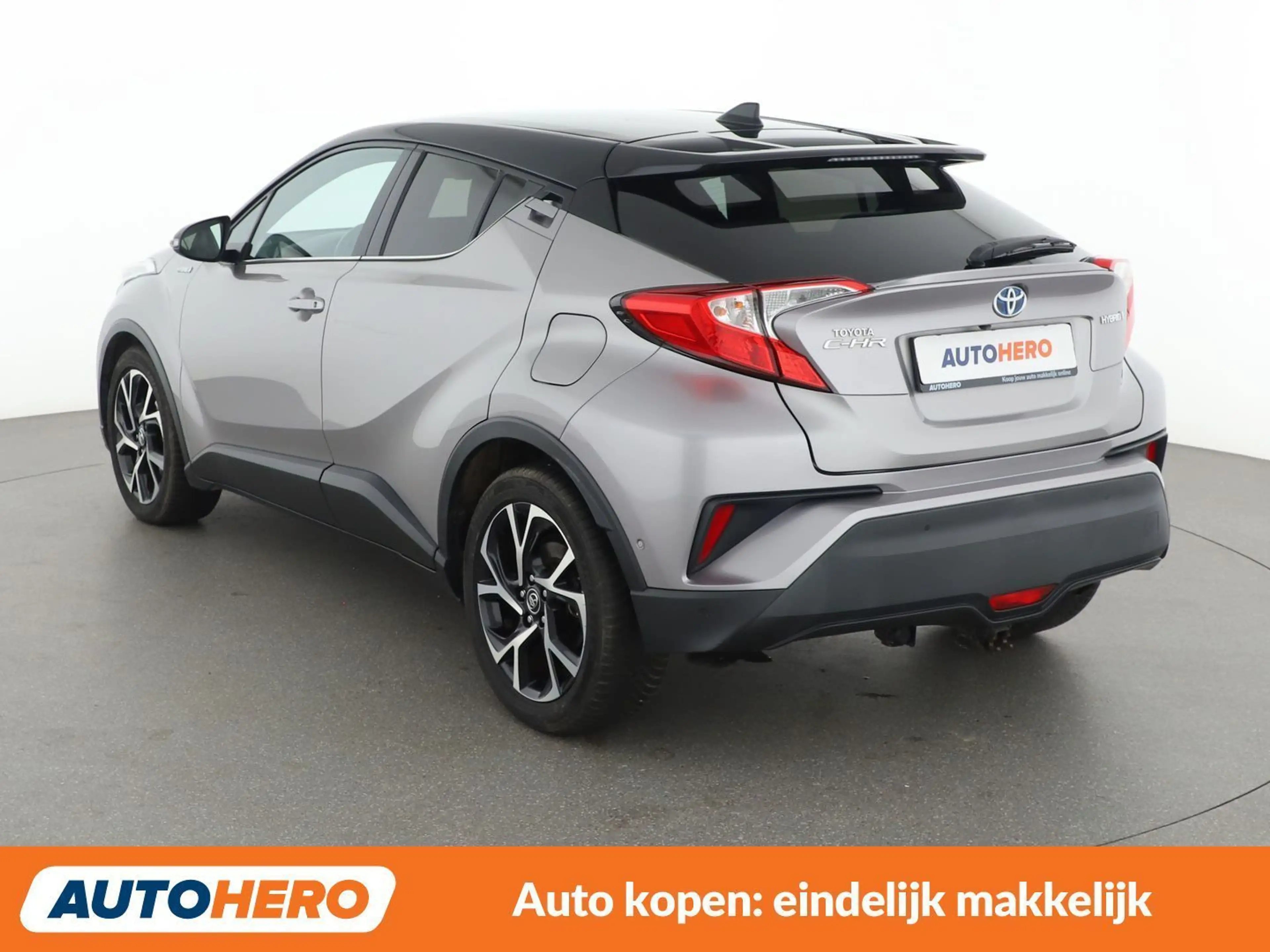 Toyota C-HR 1.8 Hybrid Style — photo 4