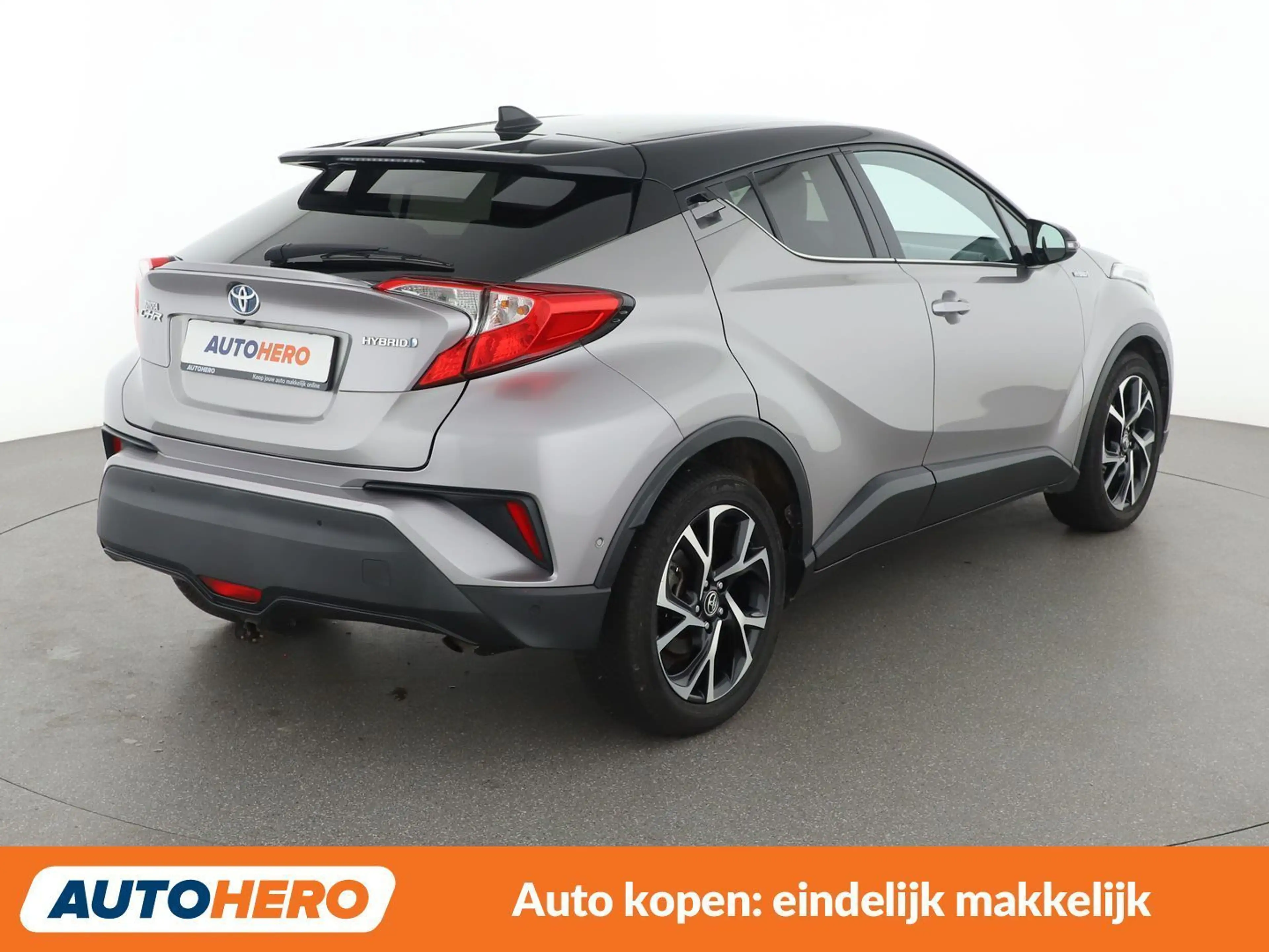 Toyota C-HR 1.8 Hybrid Style — photo 6