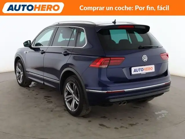 Volkswagen Tiguan view 4