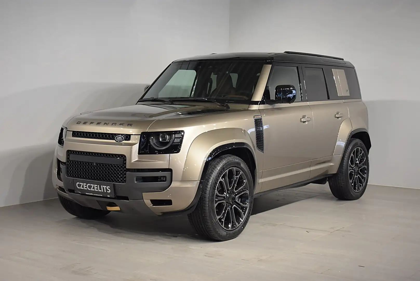 Land Rover Defender 110 OCTA P635 AWD Aut. - 1