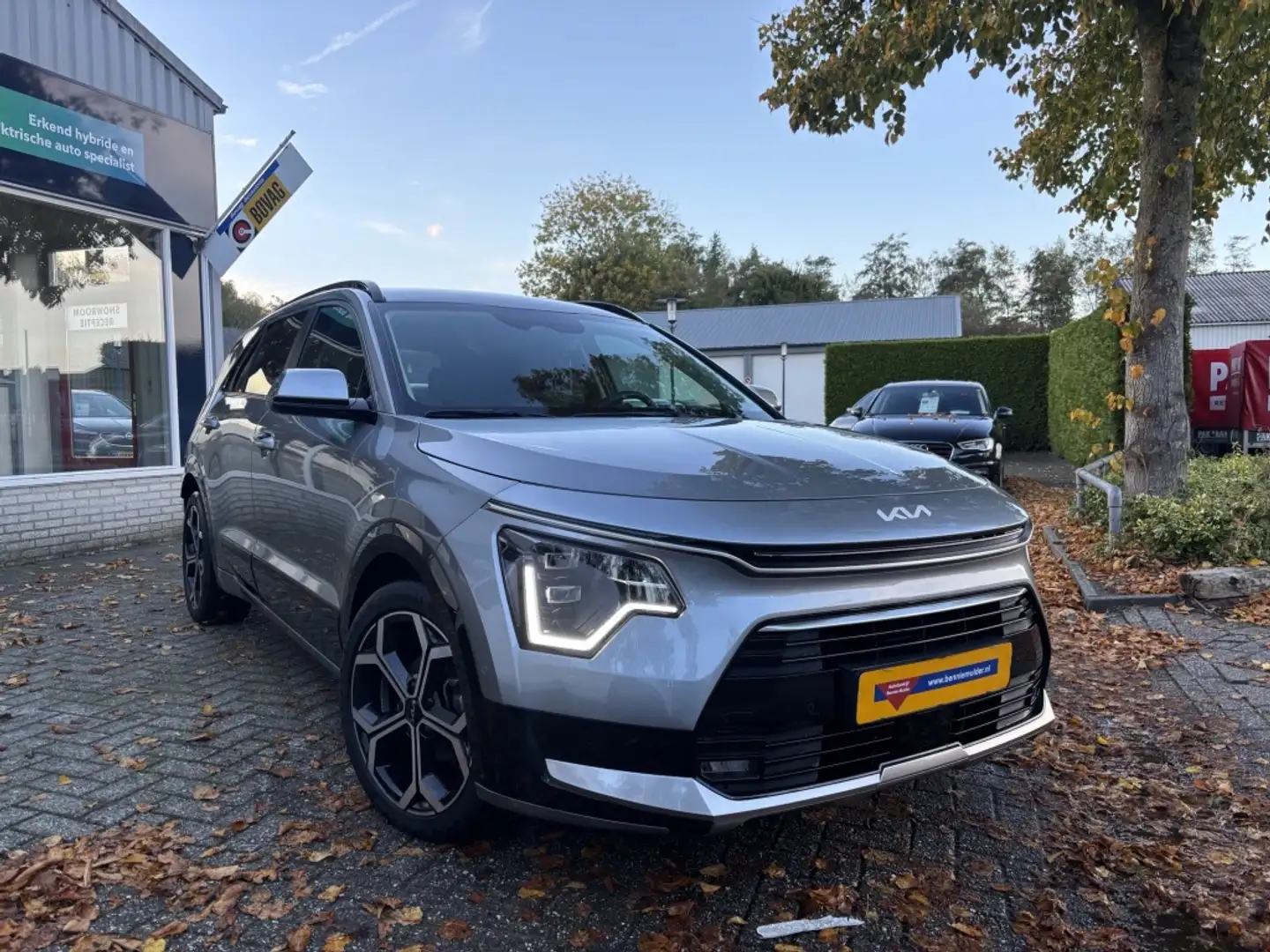 Kia Niro 1.6 GDi PHEV Executive Line LED / HEAD-UP / LEDER Grijs - 2