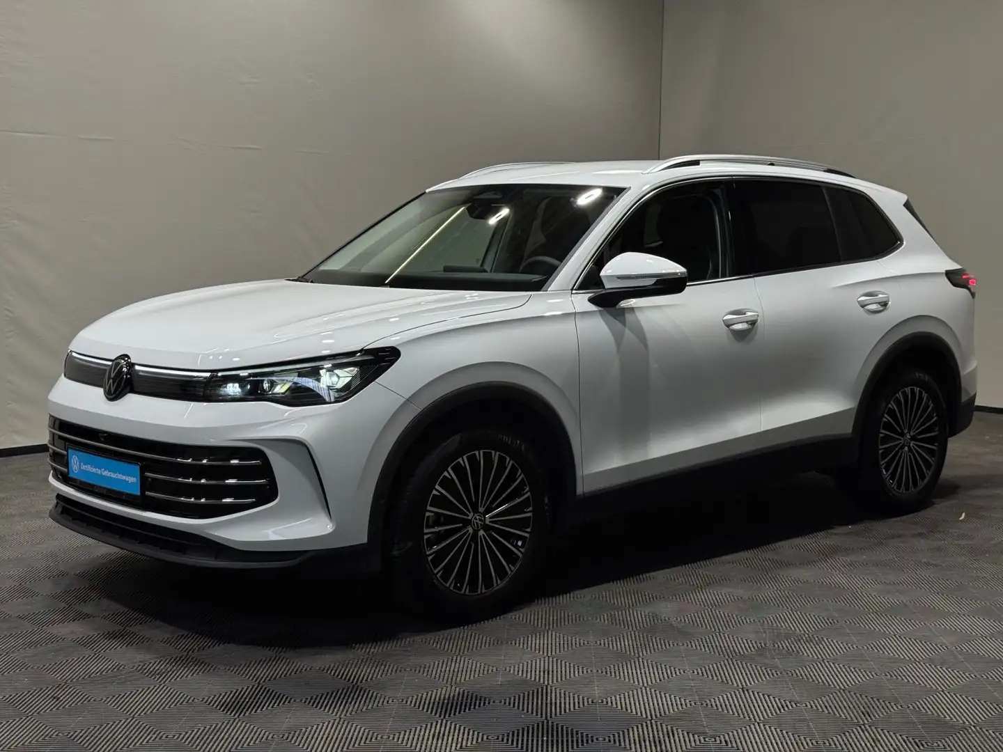 Volkswagen Tiguan Elegance 2.0 TDI DSG | MATRIX NAVI AHK Weiß - 2