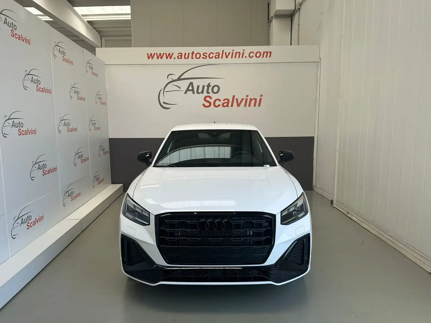 Audi Q2 35 2.0TDI 150CV S tronic Identity Black Bianco - 2