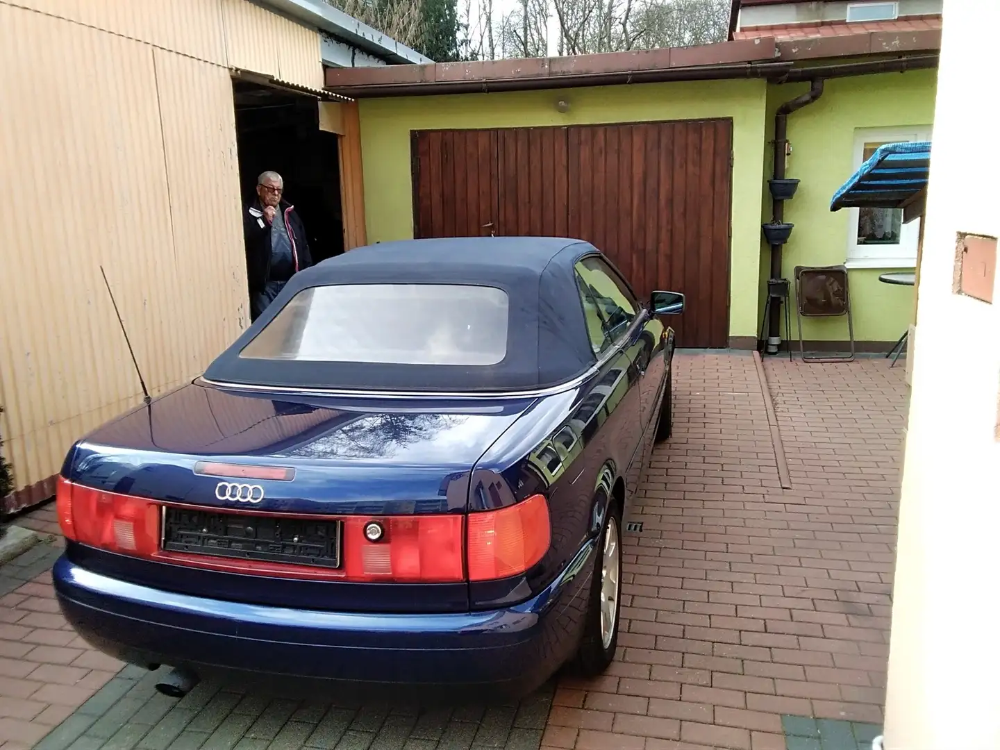 Audi Cabriolet 1.8 Blau - 2