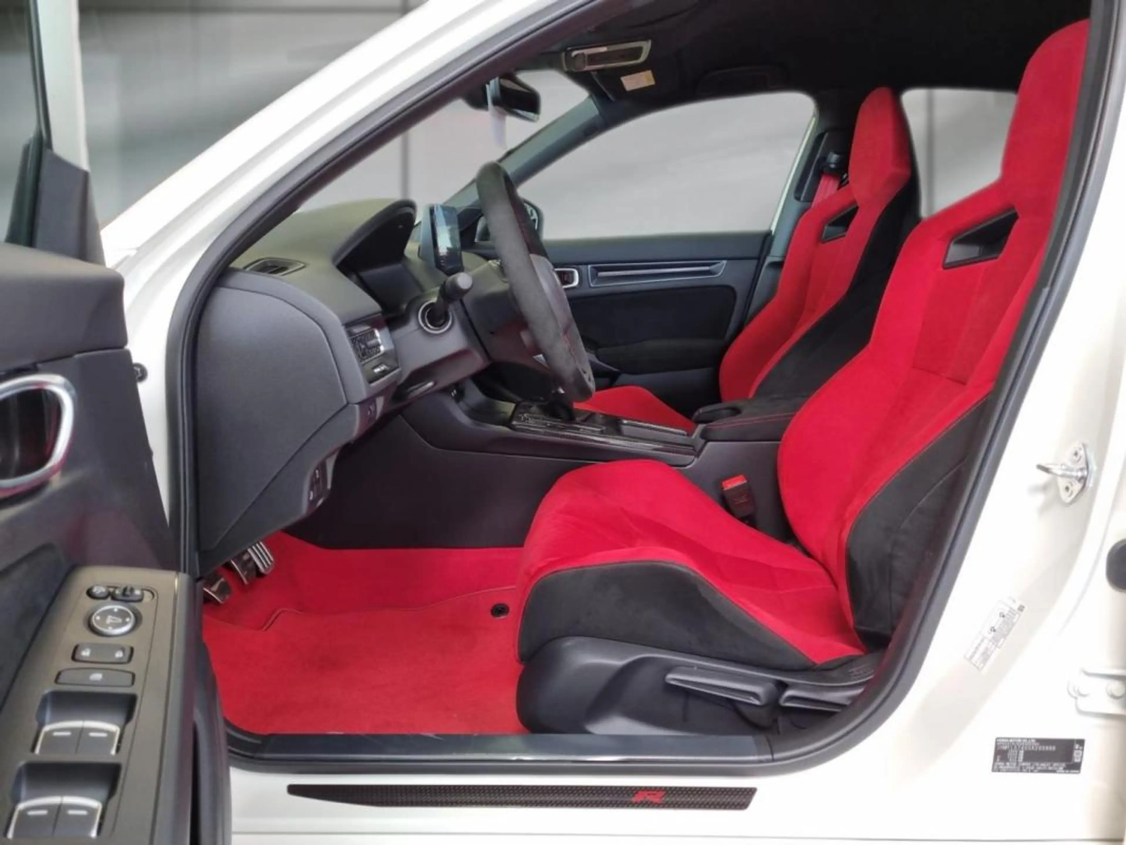 Honda Civic 2.0 i-VTEC 329ch Type R — photo 26