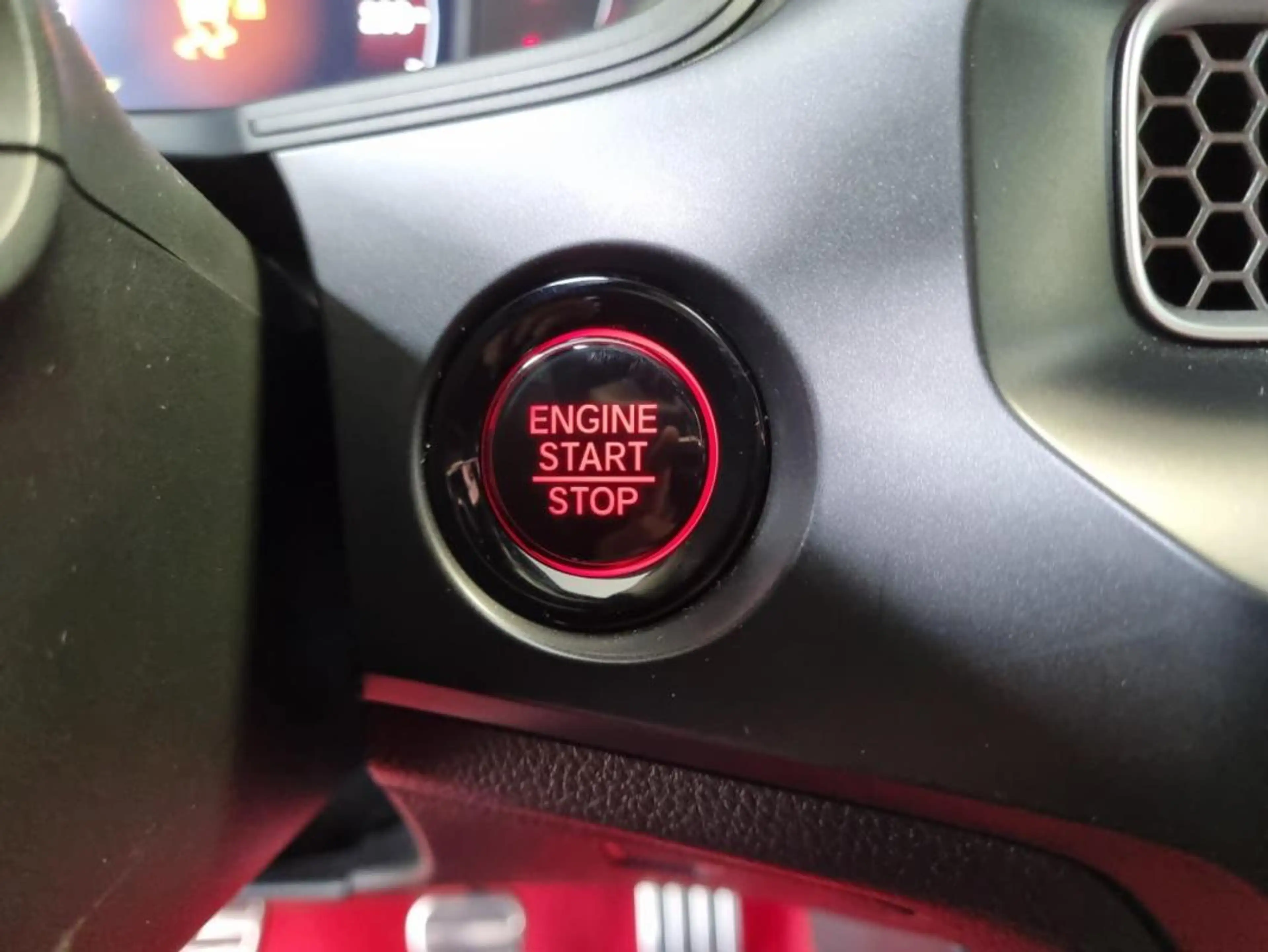 Honda Civic 2.0 i-VTEC 329ch Type R — photo 25