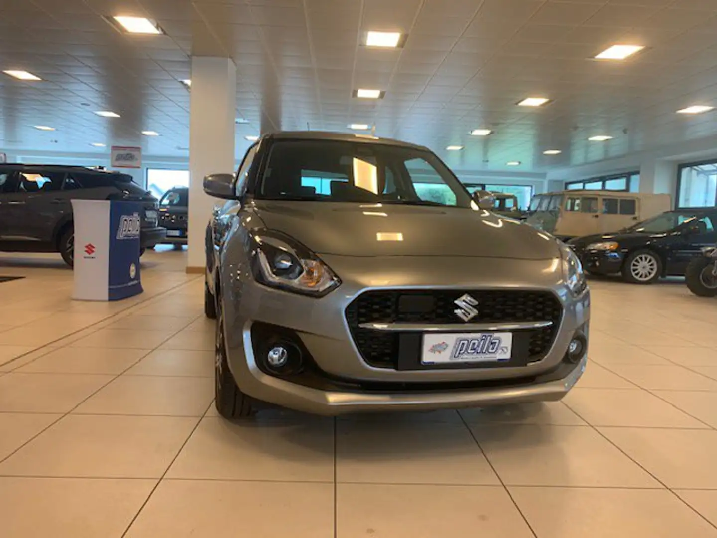Suzuki Swift Swift 1.2 Hybrid 4WD AllGrip Top Argento - 2