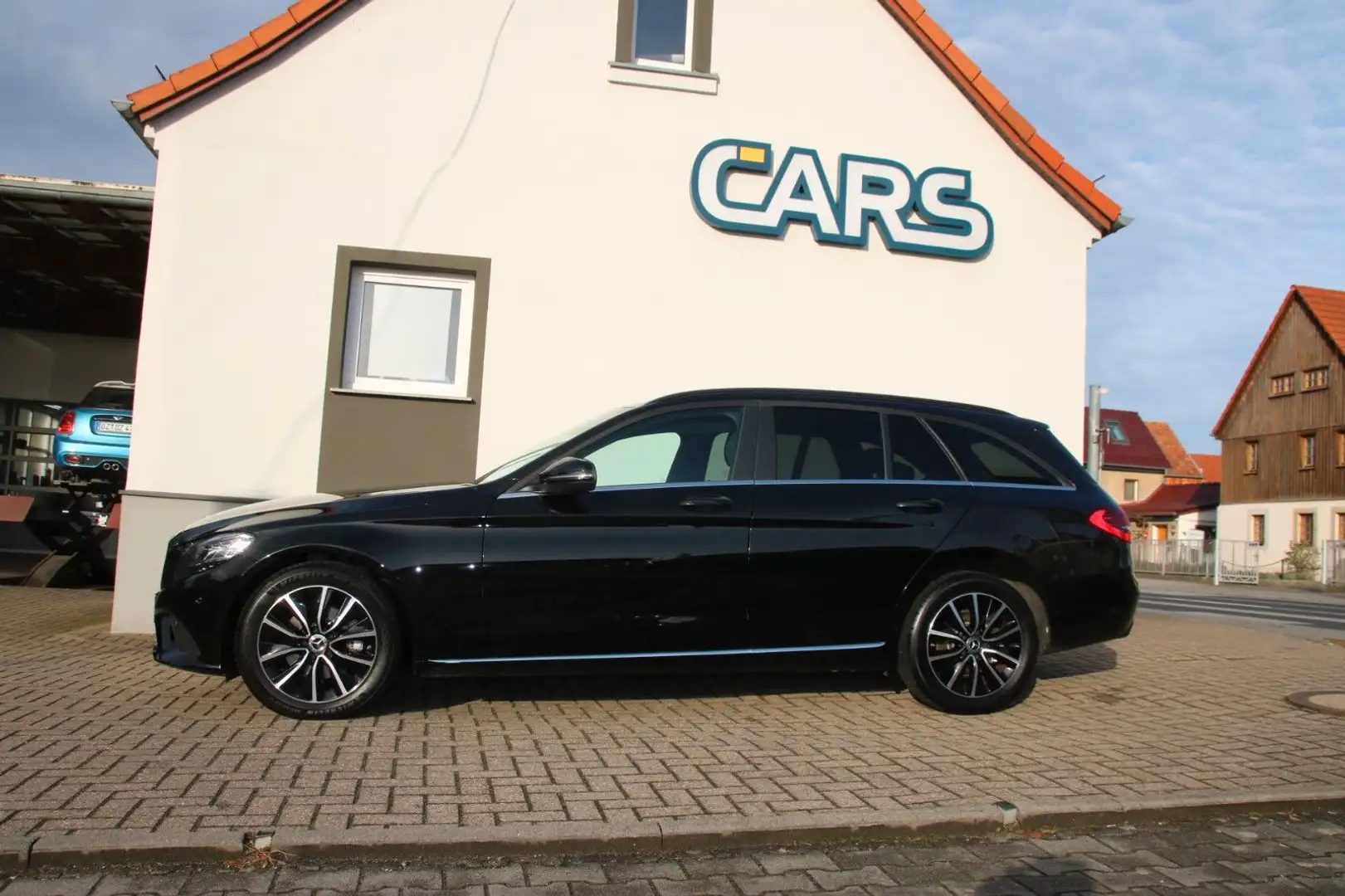 Mercedes-Benz C 200 T Schwarz - 1