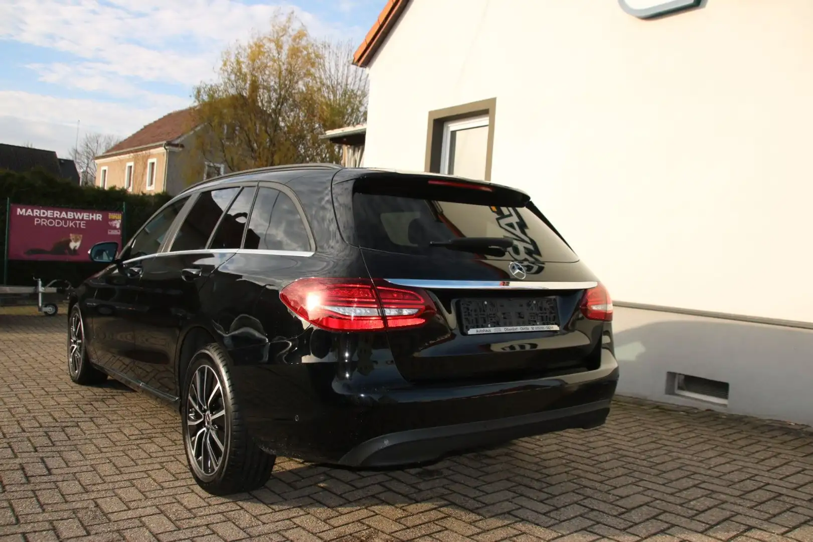 Mercedes-Benz C 200 T Schwarz - 2