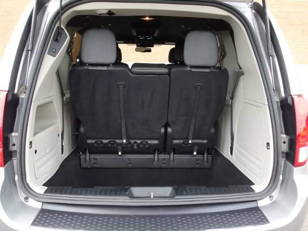 Dodge Grand Caravan fotografie Dodge Grand Caravan