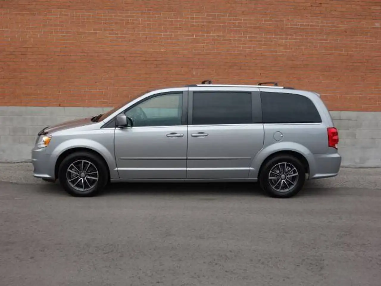 Dodge Grand Caravan fotografie Dodge Grand Caravan